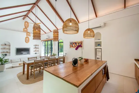 3 bedrooms Villa in South Kuta, Badung, Indonesia No. 10674 10