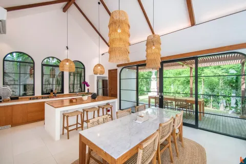3 bedrooms Villa in South Kuta, Badung, Indonesia No. 10674 9