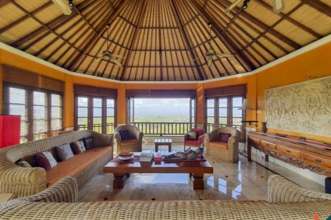 3 bedrooms Villa in South Kuta, Badung, Indonesia No. 10671 2