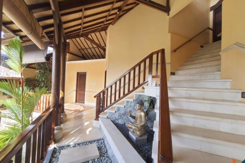 3 bedrooms Villa in South Kuta, Badung, Indonesia No. 10671 16