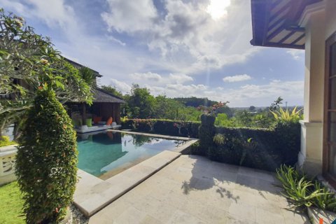 3 bedrooms Villa in South Kuta, Badung, Indonesia No. 10671 9