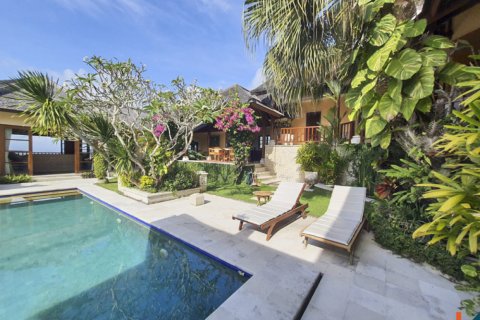 3 bedrooms Villa in South Kuta, Badung, Indonesia No. 10671 7