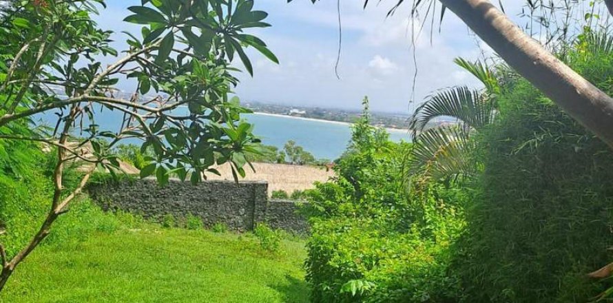 600m2 Land in Jimbaran, Badung, Indonesia No. 7017