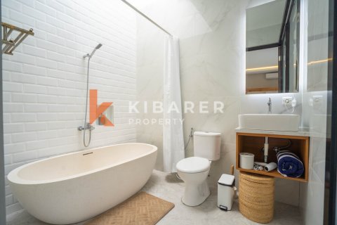 Вилла с 3 спальнями в Kuta, Бадунг, Индонезия № 12095 28