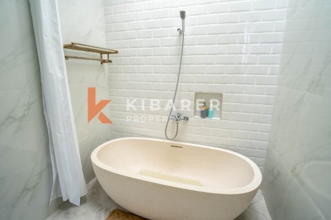 Вилла с 3 спальнями в Kuta, Бадунг, Индонезия № 12095 19
