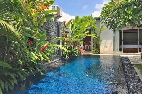 2 bedrooms Villa in Jimbaran, Badung, Indonesia No. 388