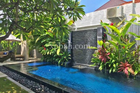 2 bedrooms Villa in Jimbaran, Badung, Indonesia No. 388 11