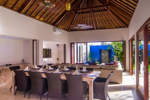 Вилла с 4 спальнями в Canggu, Бадунг, Индонезия № 1213 3