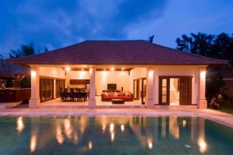 4 bedrooms Villa in Seminyak, Badung, Indonesia No. 947 14