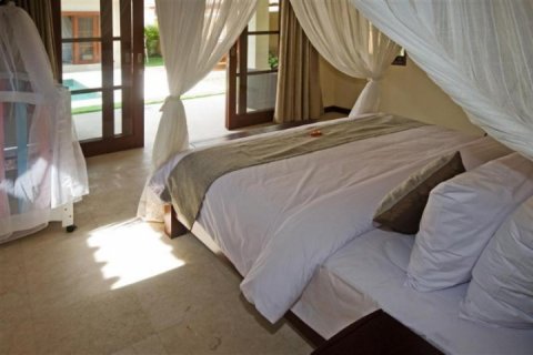 4 bedrooms Villa in Seminyak, Badung, Indonesia No. 947 7