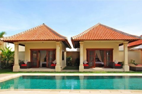 4 bedrooms Villa in Seminyak, Badung, Indonesia No. 947 10