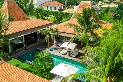 5 bedrooms Villa in Canggu, Badung, Indonesia No. 941