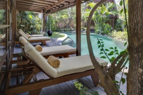 3 bedrooms Villa in Seminyak, Badung, Indonesia No. 945 21