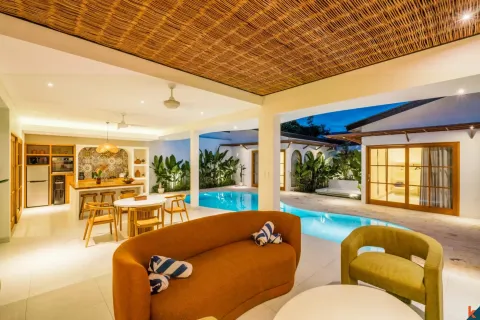 3 bedrooms Villa in Tibubeneng, Badung, Indonesia No. 10591 6