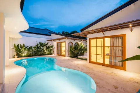 3 bedrooms Villa in Tibubeneng, Badung, Indonesia No. 10591 2