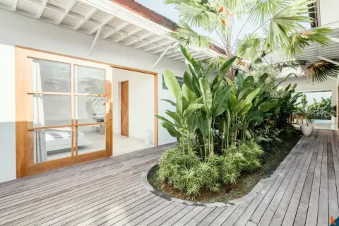 3 bedrooms Villa in Tibubeneng, Badung, Indonesia No. 10589 5