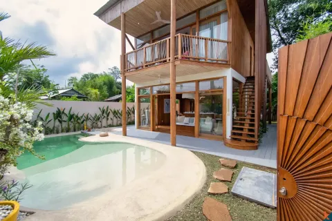 3 bedrooms Villa in Kediri, Indonesia No. 10590 2
