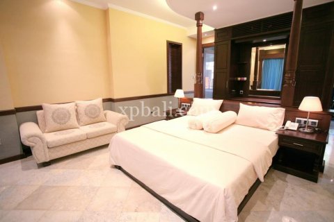 Вилла с 8 спальнями в Nusa Dua, Бадунг, Индонезия № 307 13