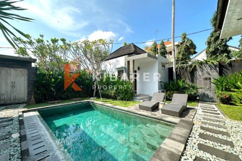 Вилла с 3 спальнями в Kerobokan, Бадунг, Индонезия № 12564 8