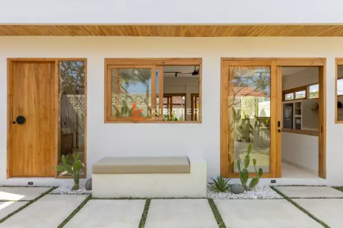 3 bedrooms Villa in Canggu, Badung, Indonesia No. 12562 10