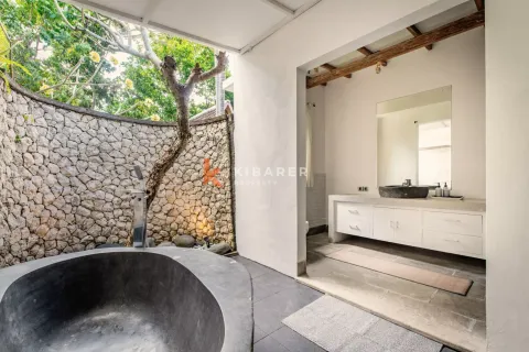 4 bedrooms Villa in Pererenan, Mengwi, Badung, Indonesia No. 12559 27