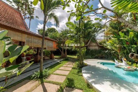 4 bedrooms Villa in Pererenan, Mengwi, Badung, Indonesia No. 12559