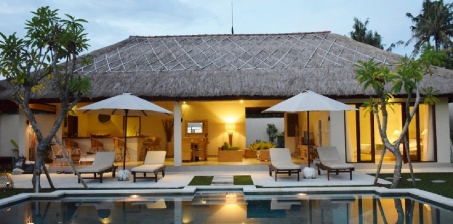 2 bedrooms Villa in Canggu, Badung, Indonesia No. 1669