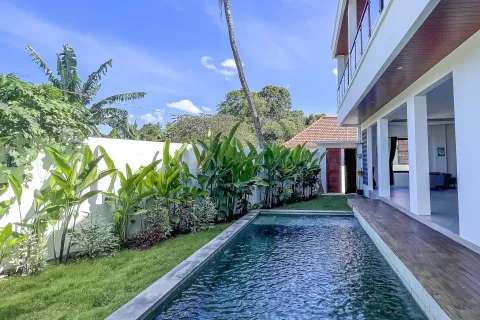 4 bedrooms Villa in Tumbak Bayuh, Mengwi, Badung, Indonesia No. 10896