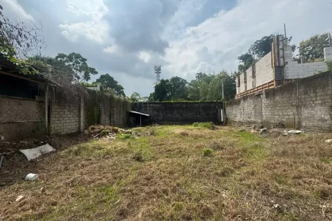 Land in Tumbak Bayuh, Mengwi, Badung, Indonesia No. 10895 2