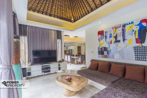 3 bedrooms Villa in Kerobokan, Badung, Indonesia No. 7624 25
