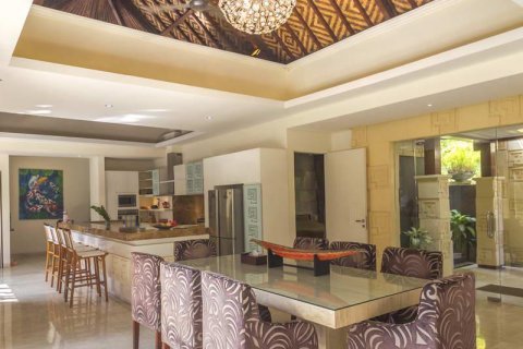 3 bedrooms Villa in Kerobokan, Badung, Indonesia No. 7624 21