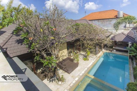 3 bedrooms Villa in Kerobokan, Badung, Indonesia No. 7624 17