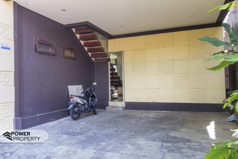 3 bedrooms Villa in Kerobokan, Badung, Indonesia No. 7624 11