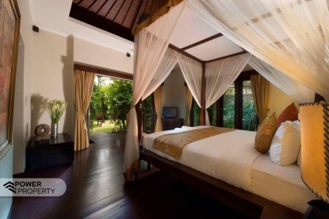 5 bedrooms Villa in Seminyak, Badung, Indonesia No. 7622 22