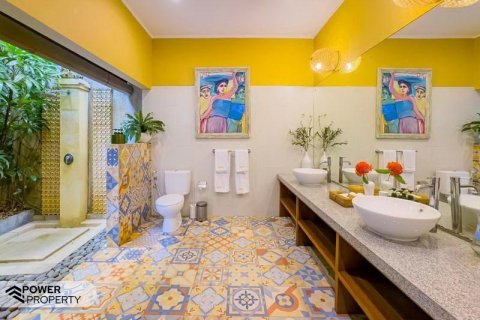 Вилла с 4 спальнями в Seminyak, Бадунг, Индонезия № 13616 10