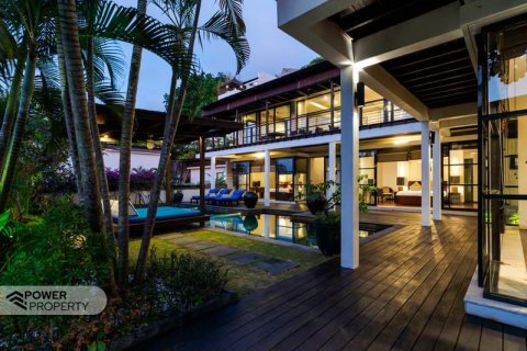 4 bedrooms Villa in Jimbaran, Badung, Indonesia No. 13611