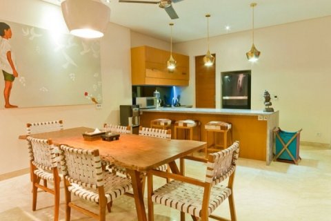 Вилла с 3 спальнями в Легиан, Kuta, Бадунг, Индонезия № 1374 21