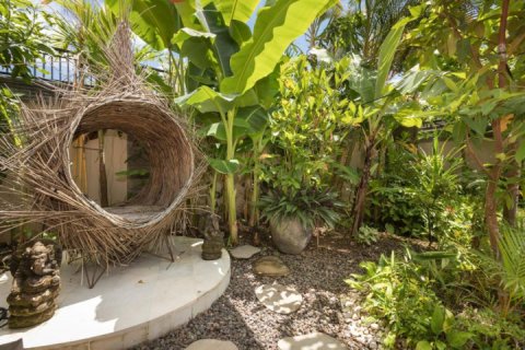 4 bedrooms Villa in South Kuta, Badung, Indonesia No. 1373 18