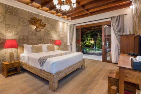 4 bedrooms Villa in South Kuta, Badung, Indonesia No. 1373 11