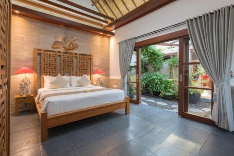 4 bedrooms Villa in South Kuta, Badung, Indonesia No. 1373 14
