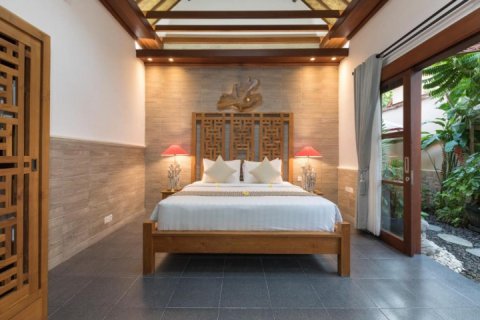 4 bedrooms Villa in South Kuta, Badung, Indonesia No. 1373 13