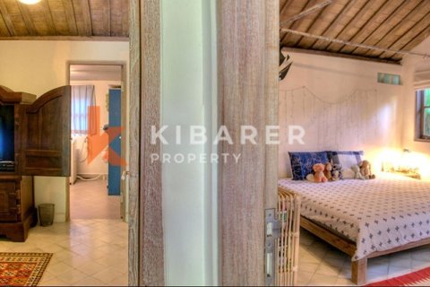 Вилла с 5 спальнями в Kerobokan, Бадунг, Индонезия № 12582 17