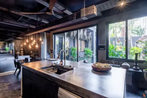 4 bedrooms Villa in Tibubeneng, Badung, Indonesia No. 10143 11