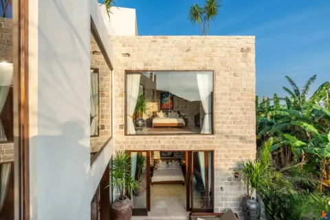 4 bedrooms Villa in Tibubeneng, Badung, Indonesia No. 10147 9