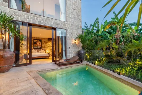 4 bedrooms Villa in Tibubeneng, Badung, Indonesia No. 10147