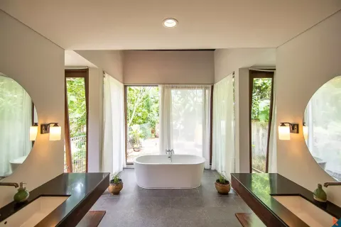 5 bedrooms Villa in Jimbaran, Badung, Indonesia No. 10145 23