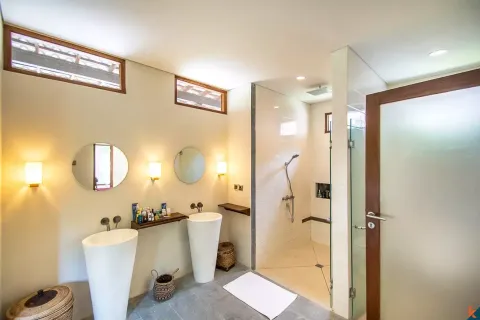 5 bedrooms Villa in Jimbaran, Badung, Indonesia No. 10145 25