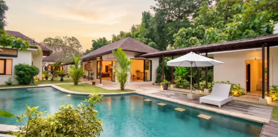 5 bedrooms Villa in Jimbaran, Badung, Indonesia No. 10145