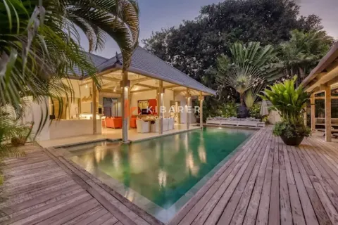 Вилла с 4 спальнями в Seminyak, Бадунг, Индонезия № 11984 2