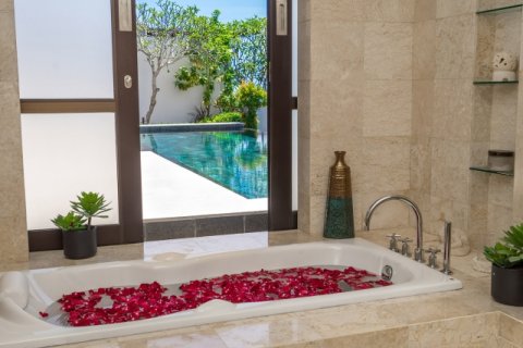 4 bedrooms Villa in Jimbaran, Badung, Indonesia No. 937 25